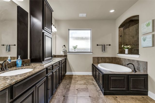 6912 Barolo Drive, Rowlett, TX 75088