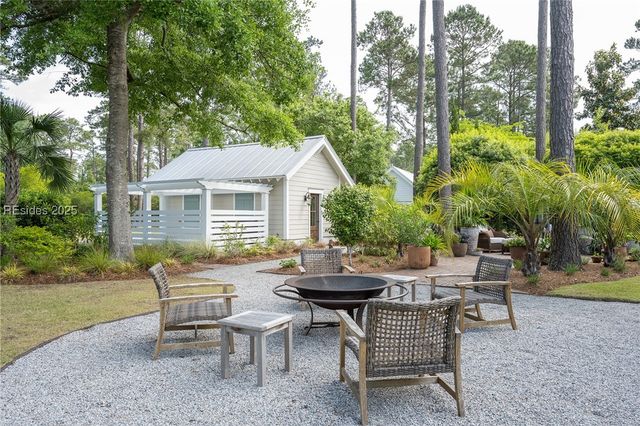 20 Hunting Lodge Rd, Bluffton, SC 29910