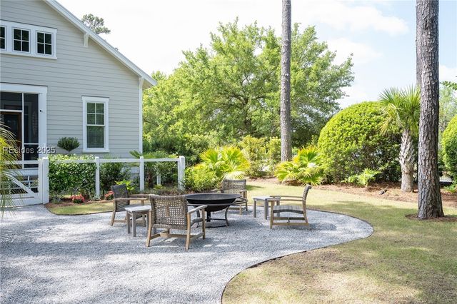 20 Hunting Lodge Rd, Bluffton, SC 29910