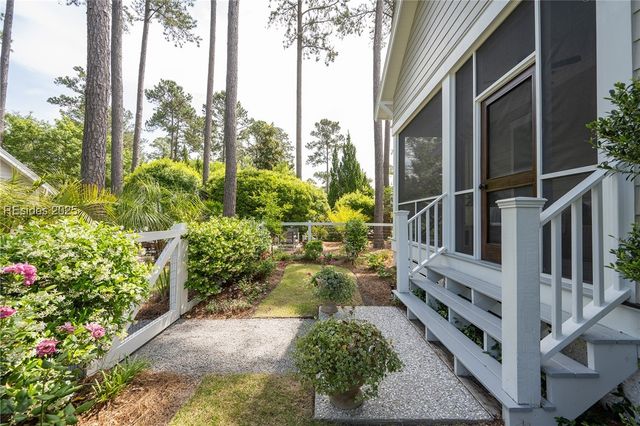 20 Hunting Lodge Rd, Bluffton, SC 29910