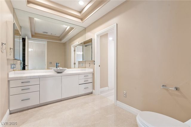 42 Sawgrass Court, Las Vegas, NV 89113