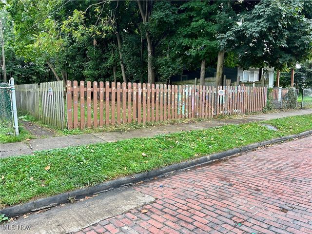 7119 Elton Avenue, Cleveland, OH 44102