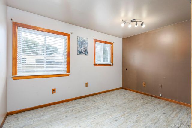 37281 Clio Street, Harrison Charter Township, MI 48045