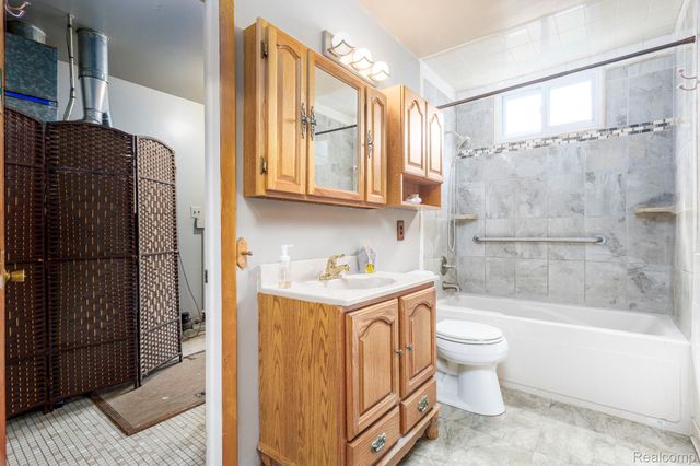 37281 Clio Street, Harrison Charter Township, MI 48045