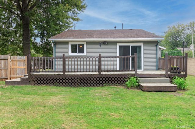 37281 Clio Street, Harrison Charter Township, MI 48045