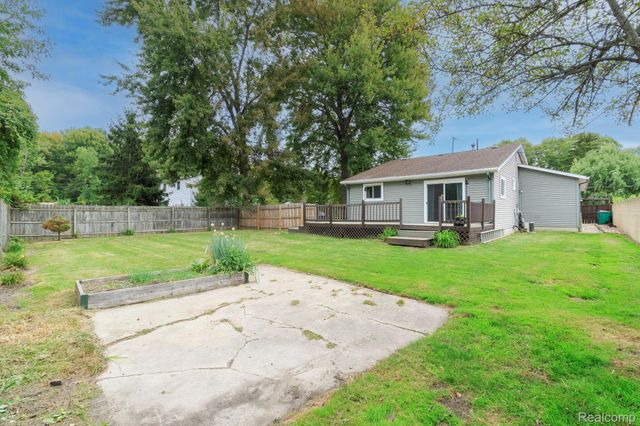 37281 Clio Street, Harrison Charter Township, MI 48045