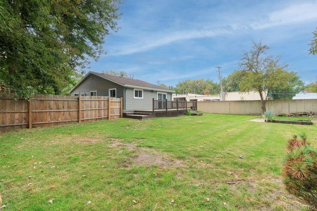 37281 Clio Street, Harrison Charter Township, MI 48045