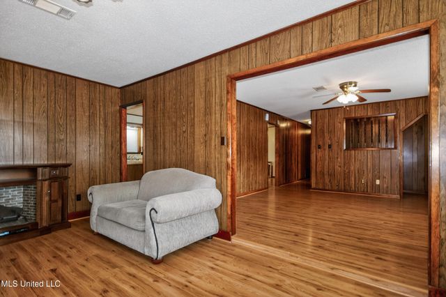 13700 Deneen Road, Vancleave, MS 39565