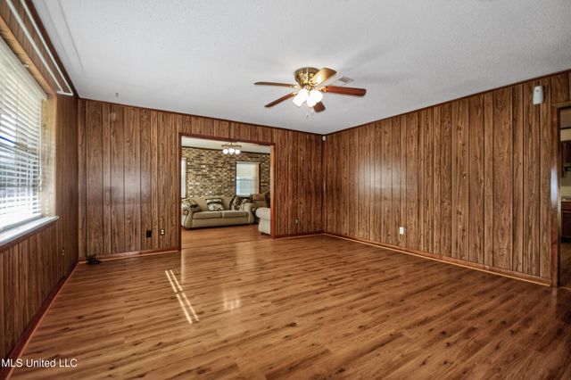 13700 Deneen Road, Vancleave, MS 39565