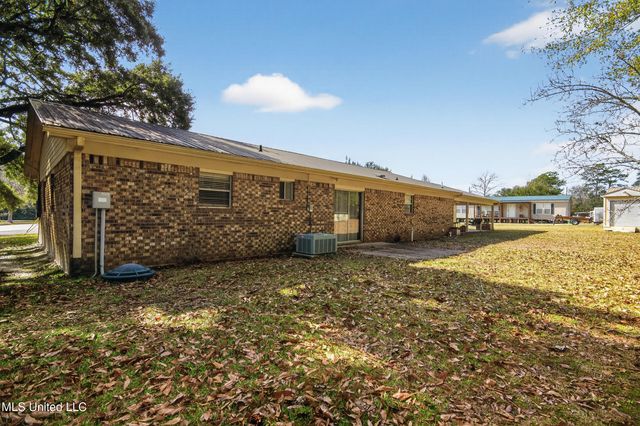 13700 Deneen Road, Vancleave, MS 39565