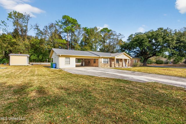 13700 Deneen Road, Vancleave, MS 39565