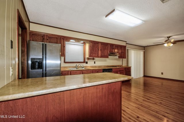 13700 Deneen Road, Vancleave, MS 39565