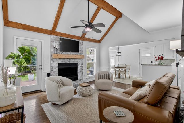 27 Westside Drive, Charleston, SC 29412