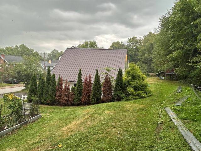 826 IRVIN Avenue, Meadville, PA 16335