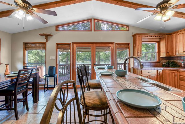 1321 E Zipp, New Braunfels, TX 78130