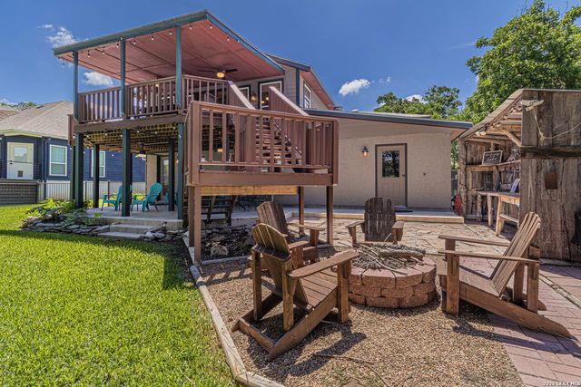 1321 E Zipp, New Braunfels, TX 78130