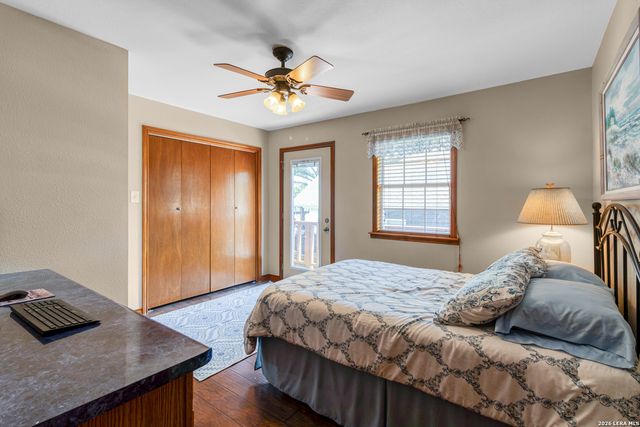 1321 E Zipp, New Braunfels, TX 78130