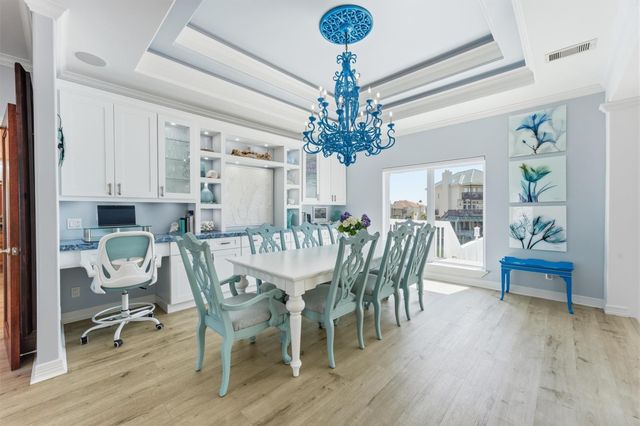 208 Coconut Street, Tiki Island, TX 77554