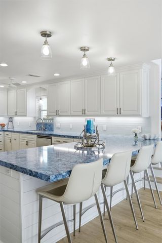 208 Coconut Street, Tiki Island, TX 77554