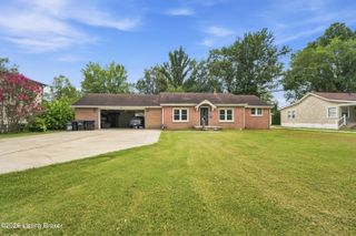 5532 Bruce Ave, Louisville, KY 40214