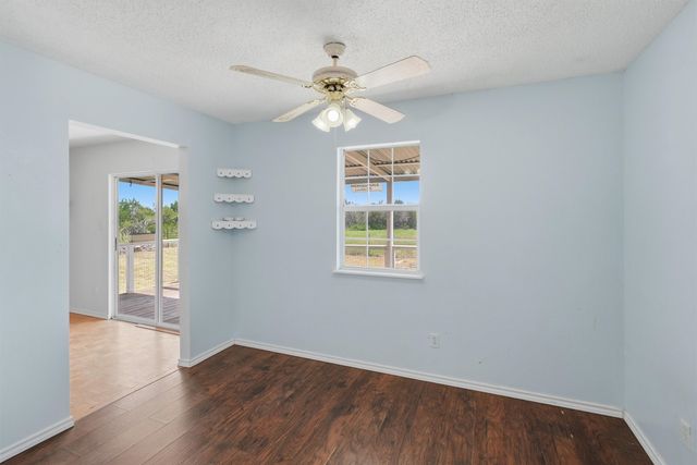 7801 Wd Court, Lipan, TX 76462