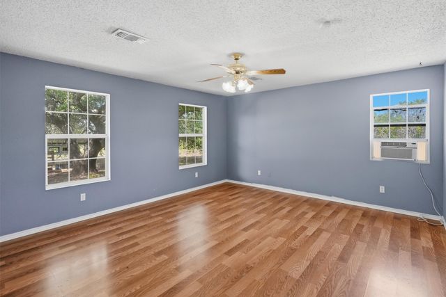 7801 Wd Court, Lipan, TX 76462
