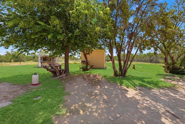 7801 Wd Court, Lipan, TX 76462