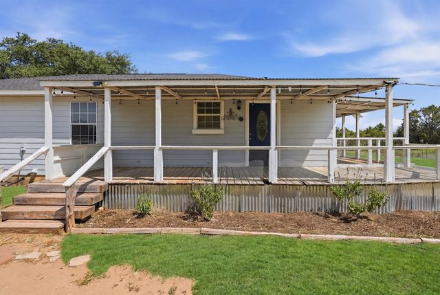 7801 Wd Court, Lipan, TX 76462