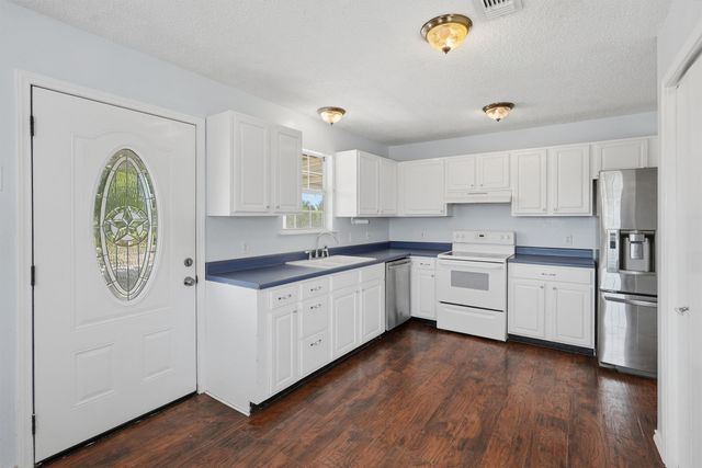 7801 Wd Court, Lipan, TX 76462