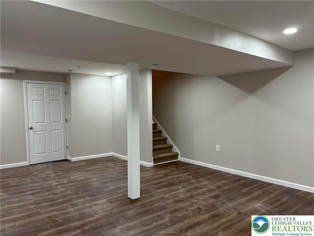 5376 Jutland Road, South Whitehall Twp, PA 18104