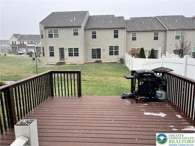 5376 Jutland Road, South Whitehall Twp, PA 18104