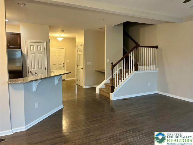 5376 Jutland Road, South Whitehall Twp, PA 18104