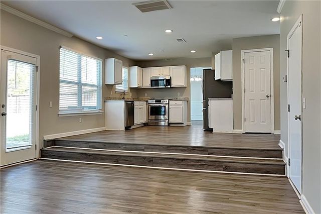 4341 Ash Tree Street, Snellville, GA 30039