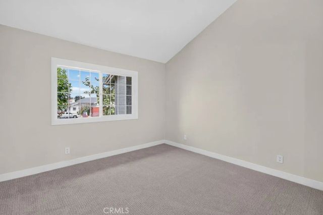 2220 E Chapman 9, Fullerton, CA 92831