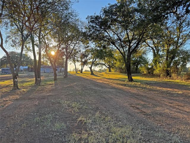 1017 County Road 914A, Burleson, TX 76028