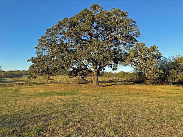 1017 County Road 914A, Burleson, TX 76028