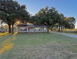 1017 County Road 914A, Burleson, TX 76028