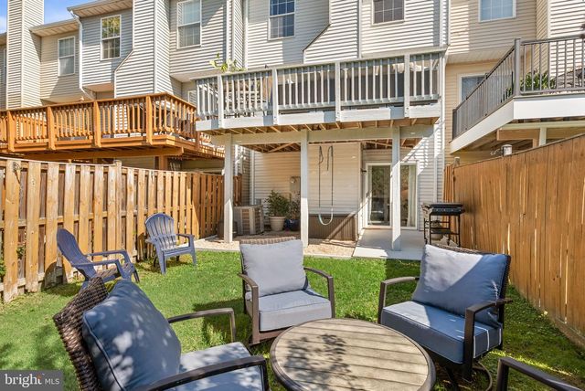 112 HAMPSHIRE SQ SW, Leesburg, VA 20175