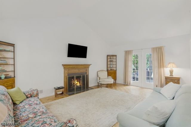 9 Northbridge Pl, Morris Twp., NJ 07960