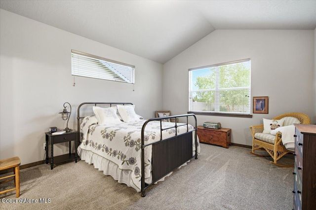 4821 E Alopex LN, Post Falls, ID 83854