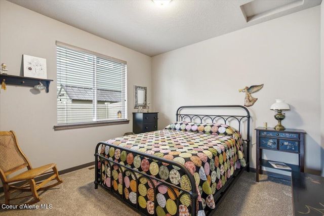 4821 E Alopex LN, Post Falls, ID 83854