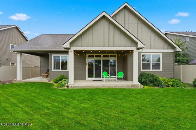 4821 E Alopex LN, Post Falls, ID 83854