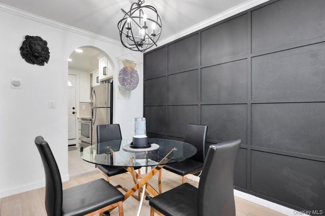 570 Broadway 16A, Lynbrook, NY 11563