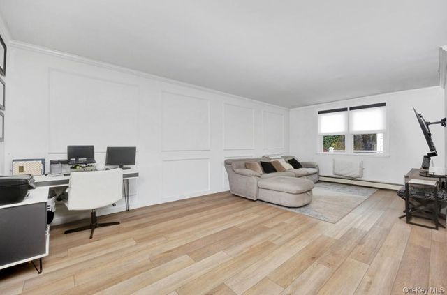 570 Broadway 16A, Lynbrook, NY 11563