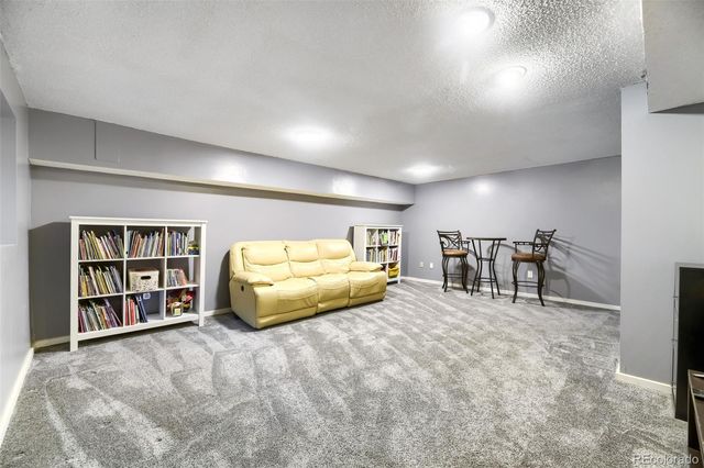 2036 S Balsam Street, Lakewood, CO 80227
