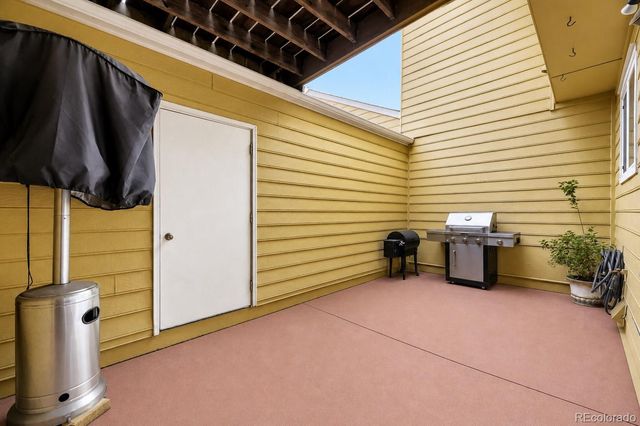 2036 S Balsam Street, Lakewood, CO 80227