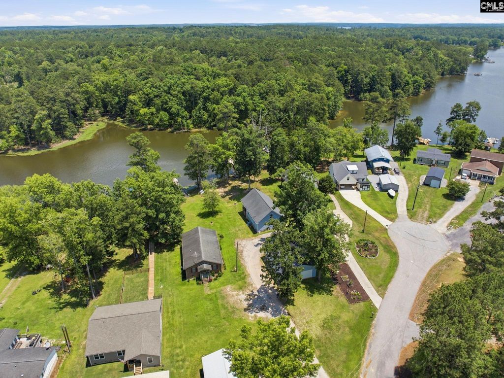 347 Bedford Way, Prosperity, SC 29127