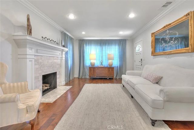 6505 W 84th Street, Los Angeles, CA 90045