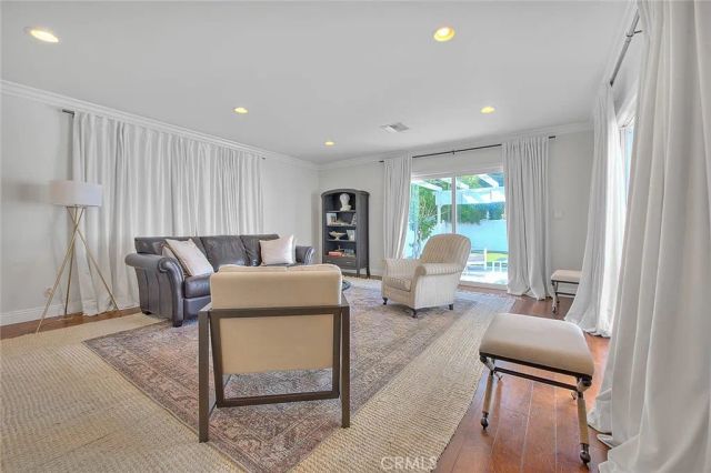 6505 W 84th Street, Los Angeles, CA 90045