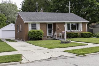 921 North AVENUE, Sheboygan, WI 53083